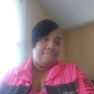 Meet your Posher, Tonya